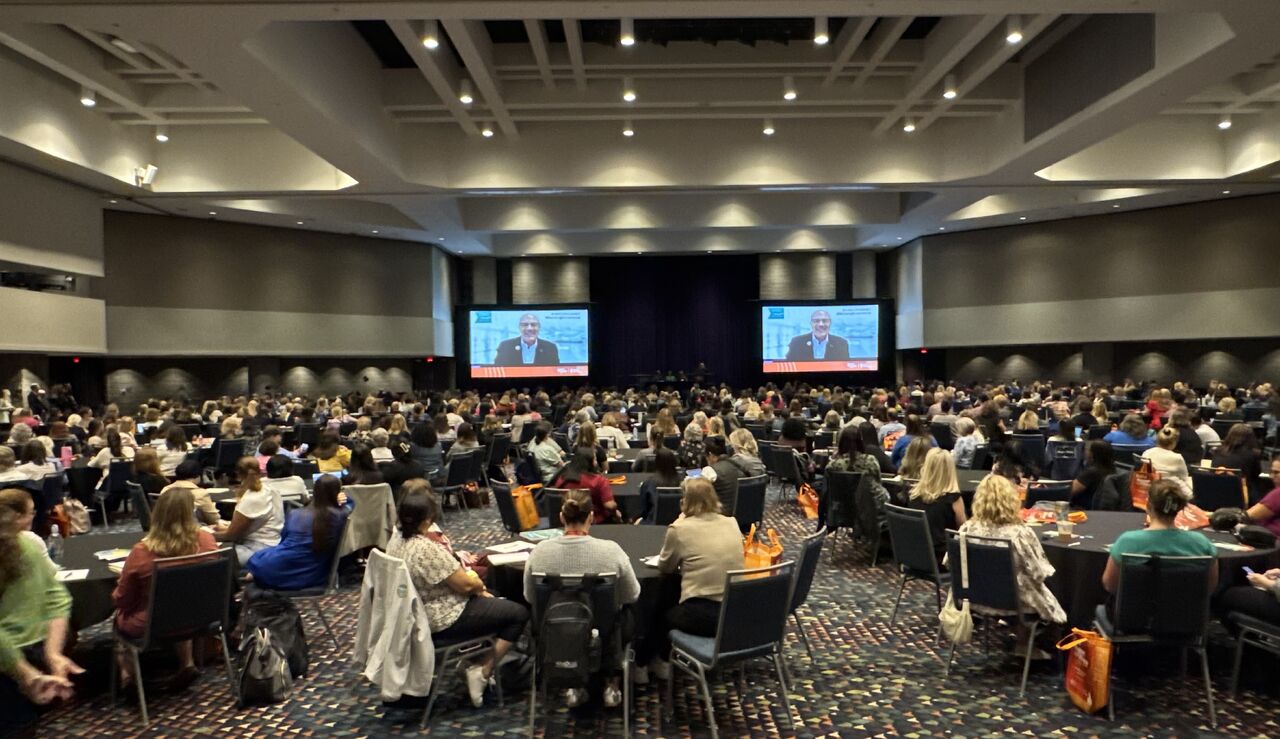 Packed Magnet Conference keynote session with nurse executives evaluating healthcare workforce compliance technology